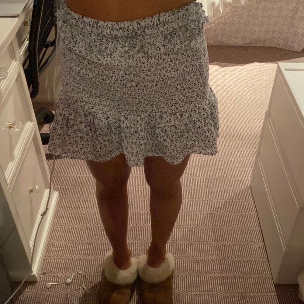 Sundays skirt q